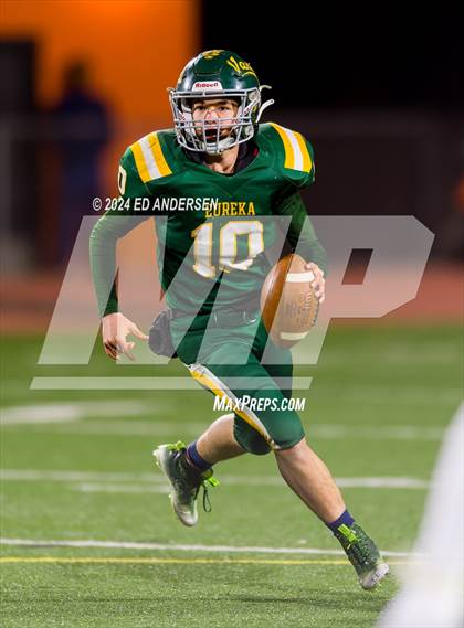 Thumbnail 2 in Eureka vs. Pahranagat Valley (NIAA 1A Semifinal) photogallery.