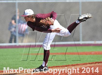 Thumbnail 2 in Iowa Park @ Bowie (Walker Stallcup Tournament) photogallery.
