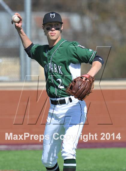 Thumbnail 2 in Iowa Park @ Bowie (Walker Stallcup Tournament) photogallery.