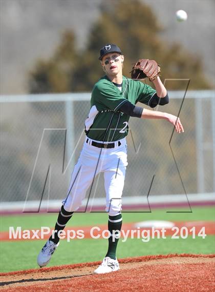 Thumbnail 3 in Iowa Park @ Bowie (Walker Stallcup Tournament) photogallery.