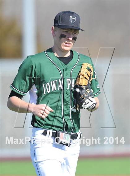 Thumbnail 1 in Iowa Park @ Bowie (Walker Stallcup Tournament) photogallery.