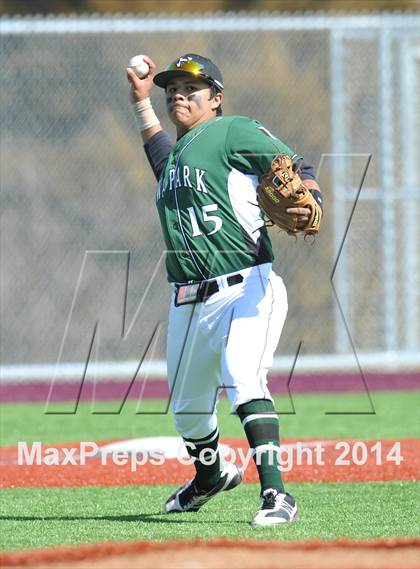 Thumbnail 1 in Iowa Park @ Bowie (Walker Stallcup Tournament) photogallery.