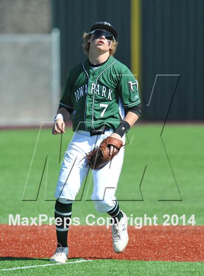 Thumbnail 1 in Iowa Park @ Bowie (Walker Stallcup Tournament) photogallery.