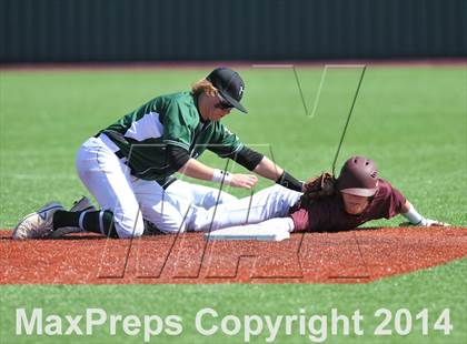 Thumbnail 2 in Iowa Park @ Bowie (Walker Stallcup Tournament) photogallery.