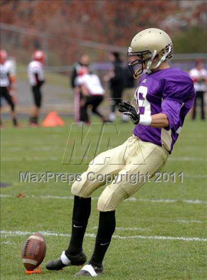 Thumbnail 3 in Cheverus vs. Scarborough (SMAA Class A West Semifinal) photogallery.