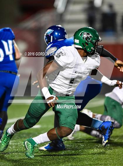 Thumbnail 3 in Kennedale @ Wilmer-Hutchins (UIL 4A Bi-District Playoff) photogallery.