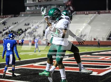 Thumbnail 2 in Kennedale @ Wilmer-Hutchins (UIL 4A Bi-District Playoff) photogallery.