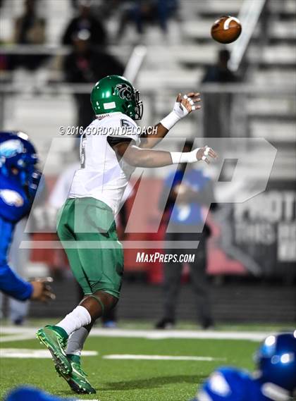 Thumbnail 3 in Kennedale @ Wilmer-Hutchins (UIL 4A Bi-District Playoff) photogallery.