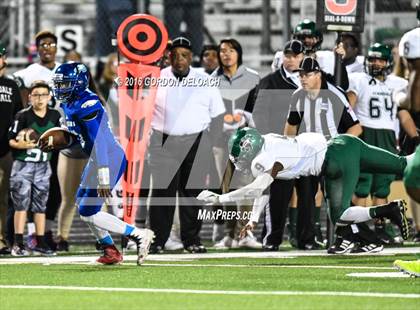 Thumbnail 2 in Kennedale @ Wilmer-Hutchins (UIL 4A Bi-District Playoff) photogallery.