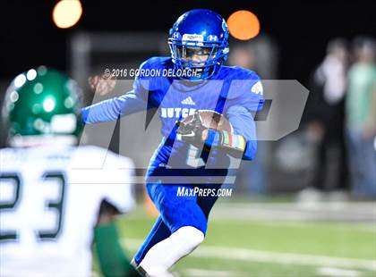 Thumbnail 2 in Kennedale @ Wilmer-Hutchins (UIL 4A Bi-District Playoff) photogallery.