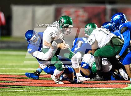 Thumbnail 3 in Kennedale @ Wilmer-Hutchins (UIL 4A Bi-District Playoff) photogallery.