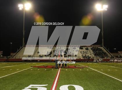 Thumbnail 2 in Kennedale @ Wilmer-Hutchins (UIL 4A Bi-District Playoff) photogallery.