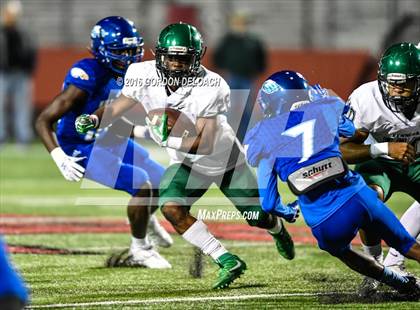 Thumbnail 1 in Kennedale @ Wilmer-Hutchins (UIL 4A Bi-District Playoff) photogallery.