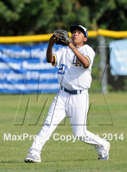 Thumbnail 2 in Carson vs La Mirada (St. Paul Tournament) photogallery.