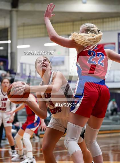 Thumbnail 3 in Indian Creek vs. Brownstown Central (IHSAA 3A Regional Semifinal) photogallery.