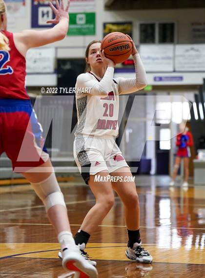 Thumbnail 3 in Indian Creek vs. Brownstown Central (IHSAA 3A Regional Semifinal) photogallery.