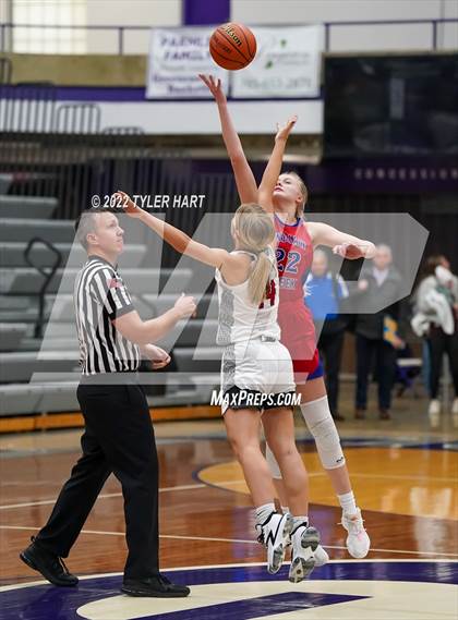 Thumbnail 2 in Indian Creek vs. Brownstown Central (IHSAA 3A Regional Semifinal) photogallery.