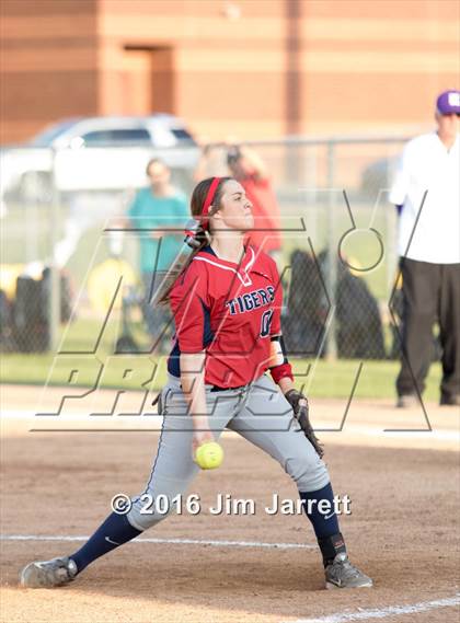 Thumbnail 2 in South Panola @ DeSoto Central photogallery.