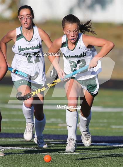 Thumbnail 3 in Harborfields vs East Islip Class B Final photogallery.