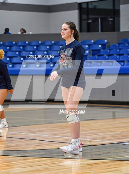 Thumbnail 1 in Gateway College Preperatory vs Madisonville (UIL Volleyball 4A D2 Region III Quarterfinal) photogallery.