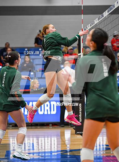 Thumbnail 1 in Gateway College Preperatory vs Madisonville (UIL Volleyball 4A D2 Region III Quarterfinal) photogallery.