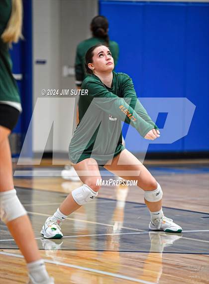 Thumbnail 2 in Gateway College Preperatory vs Madisonville (UIL Volleyball 4A D2 Region III Quarterfinal) photogallery.