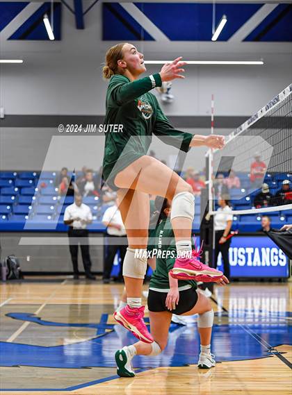 Thumbnail 1 in Gateway College Preperatory vs Madisonville (UIL Volleyball 4A D2 Region III Quarterfinal) photogallery.