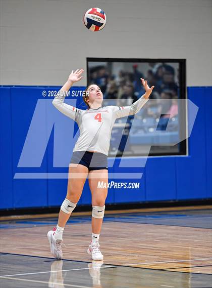 Thumbnail 1 in Gateway College Preperatory vs Madisonville (UIL Volleyball 4A D2 Region III Quarterfinal) photogallery.