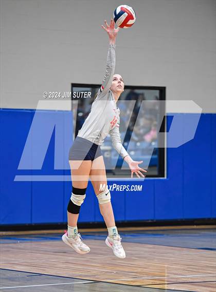 Thumbnail 1 in Gateway College Preperatory vs Madisonville (UIL Volleyball 4A D2 Region III Quarterfinal) photogallery.