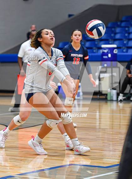Thumbnail 3 in Gateway College Preperatory vs Madisonville (UIL Volleyball 4A D2 Region III Quarterfinal) photogallery.