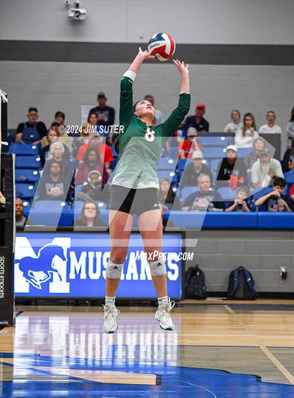 Thumbnail 2 in Gateway College Preperatory vs Madisonville (UIL Volleyball 4A D2 Region III Quarterfinal) photogallery.