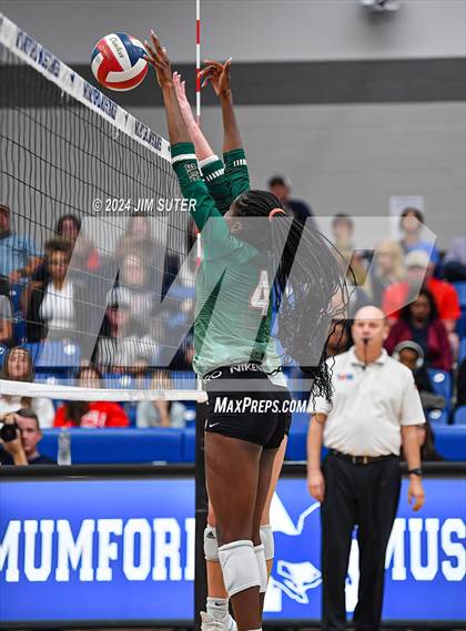Thumbnail 1 in Gateway College Preperatory vs Madisonville (UIL Volleyball 4A D2 Region III Quarterfinal) photogallery.