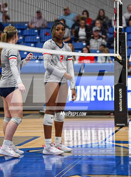 Thumbnail 1 in Gateway College Preperatory vs Madisonville (UIL Volleyball 4A D2 Region III Quarterfinal) photogallery.