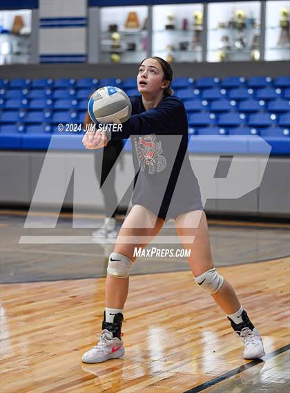 Thumbnail 2 in Gateway College Preperatory vs Madisonville (UIL Volleyball 4A D2 Region III Quarterfinal) photogallery.