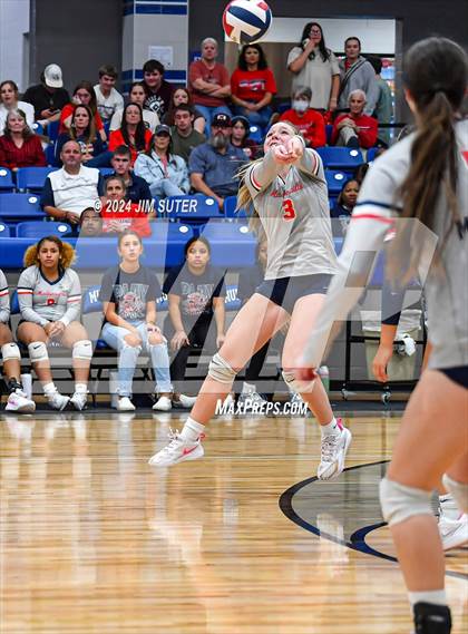 Thumbnail 3 in Gateway College Preperatory vs Madisonville (UIL Volleyball 4A D2 Region III Quarterfinal) photogallery.