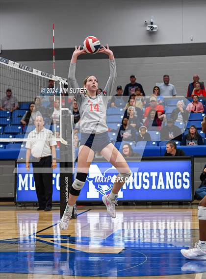 Thumbnail 2 in Gateway College Preperatory vs Madisonville (UIL Volleyball 4A D2 Region III Quarterfinal) photogallery.