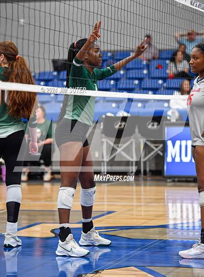 Thumbnail 2 in Gateway College Preperatory vs Madisonville (UIL Volleyball 4A D2 Region III Quarterfinal) photogallery.