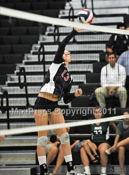 Thumbnail 1 in La Salle @ Monrovia photogallery.