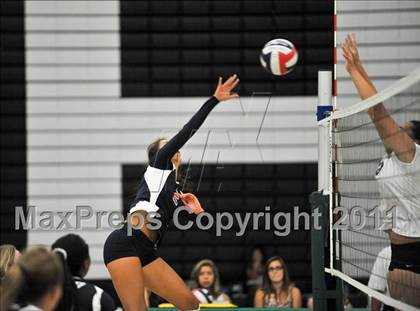 Thumbnail 1 in La Salle @ Monrovia photogallery.