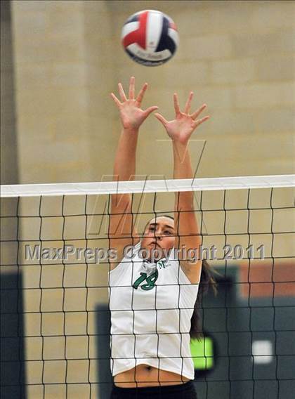 Thumbnail 1 in La Salle @ Monrovia photogallery.