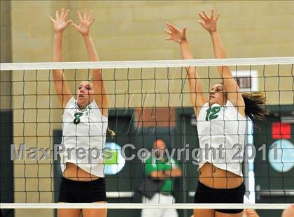 Thumbnail 3 in La Salle @ Monrovia photogallery.