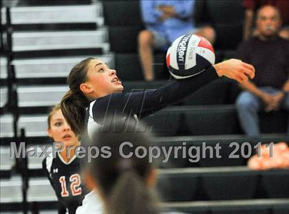 Thumbnail 1 in La Salle @ Monrovia photogallery.