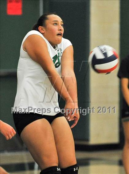 Thumbnail 3 in La Salle @ Monrovia photogallery.