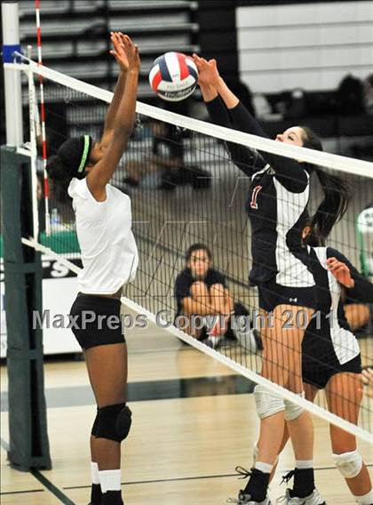 Thumbnail 2 in La Salle @ Monrovia photogallery.