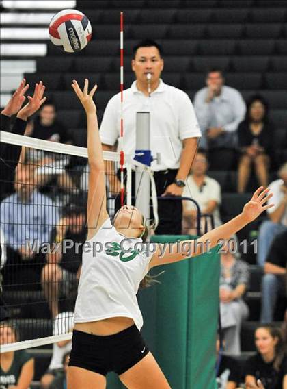 Thumbnail 3 in La Salle @ Monrovia photogallery.