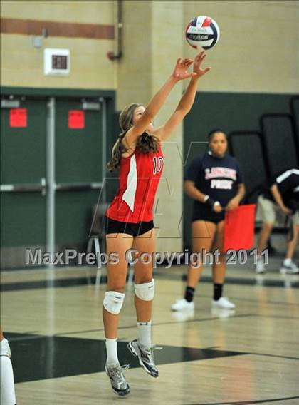 Thumbnail 1 in La Salle @ Monrovia photogallery.