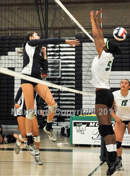 Thumbnail 2 in La Salle @ Monrovia photogallery.