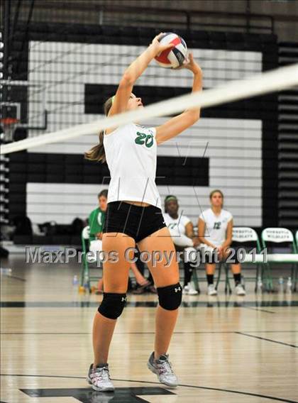 Thumbnail 1 in La Salle @ Monrovia photogallery.