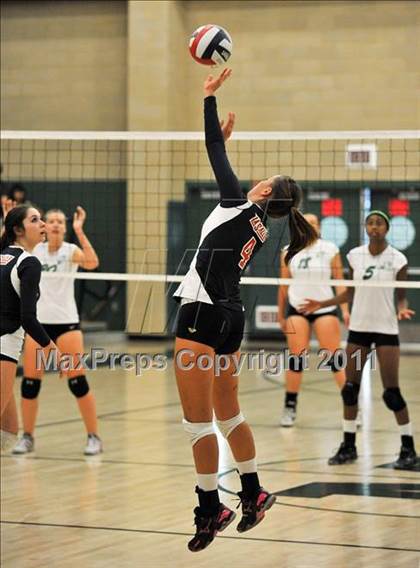Thumbnail 1 in La Salle @ Monrovia photogallery.