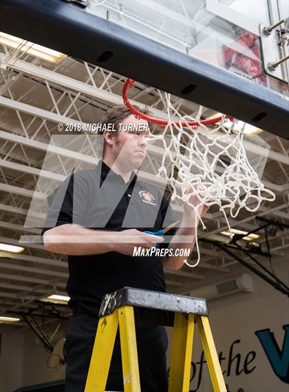 Thumbnail 2 in Central Catholic @ Pleasant Valley (CIF NorCal Regional D3 Final) photogallery.